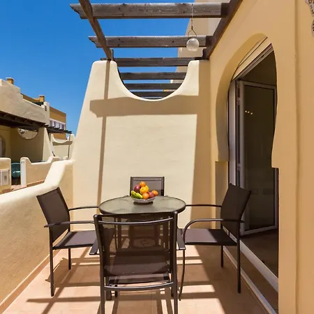 Home2book Stunning Sultan Casa Estrella, Pool Vakantiehuis *