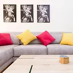 Home2book Stunning Sultan Casa Estrella, Pool *