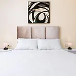Дом отдыха Home2book Stunning Sultan Casa Estrella, Pool